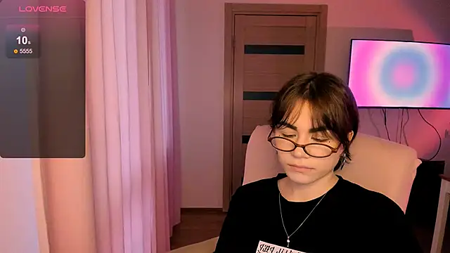 Snapshot of _selectrra chatting on January 2025 11:04:02 AM selectrra online show from January 2025 11:04:02 AM