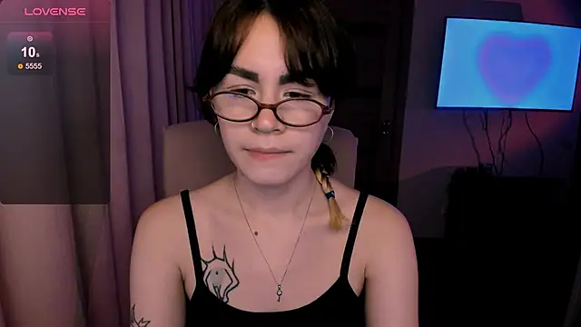 Snapshot of _selectrra chatting on January 2025 02:10:02 PM selectrra online show from January 2025 02:10:02 PM