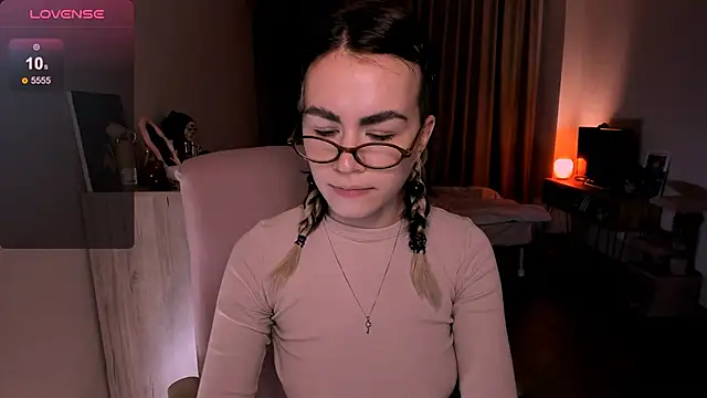 Snapshot of _selectrra chatting on March 2025 03:29:02 PM selectrra online show from March 2025 03:29:02 PM