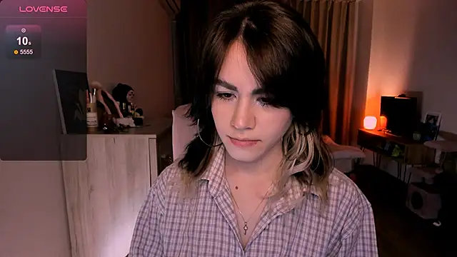 Snapshot of _selectrra chatting on March 2025 01:37:02 PM selectrra online show from March 2025 01:37:02 PM