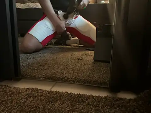 Snapshot of LeviXtreme chatting on January 2025 02:50:01 PM LeviXtreme online show from January 2025 02:50:01 PM