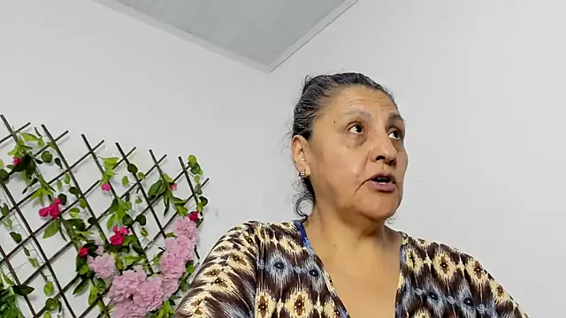 merlyna goldens online show from December 2025 11:25:02 PM