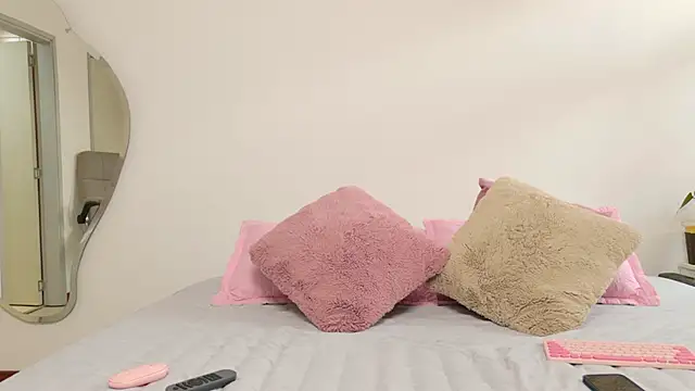 Snapshot of Mar_333 chatting on January 2025 08:09:01 PM Mar 333 online show from January 2025 08:09:01 PM