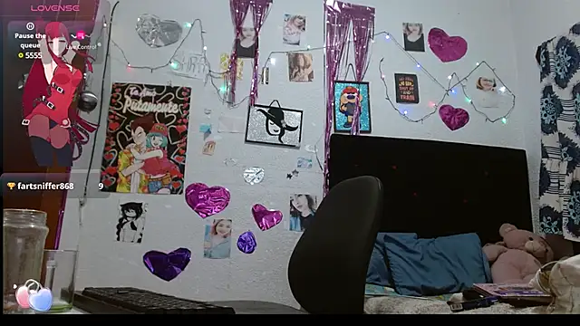 Snapshot of Saray_extrovert_ chatting on March 2025 06:07:02 AM Saray extrovert online show from March 2025 06:07:02 AM