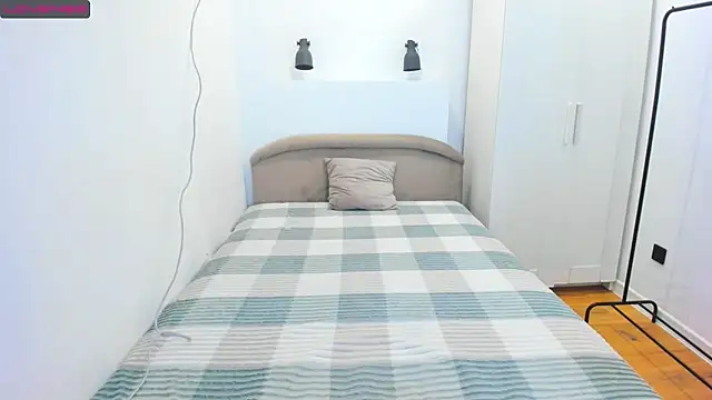 liloneforyou online show from October 2025 12:58:01 PM