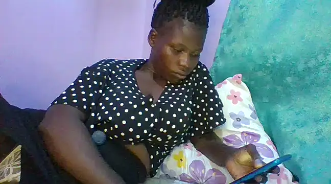 Snapshot of prettychic5 chatting on March 2025 11:27:01 AM prettychic5 online show from March 2025 11:27:01 AM