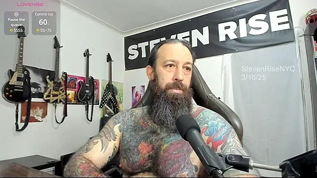 Snapshot of StevenRiseNYC chatting on March 2025 01:08:01 PM StevenRiseNYC online show from March 2025 01:08:01 PM