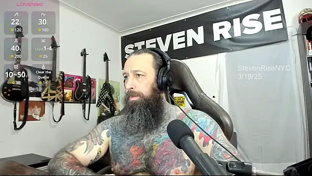Snapshot of StevenRiseNYC chatting on March 2025 11:36:02 PM StevenRiseNYC online show from March 2025 11:36:02 PM