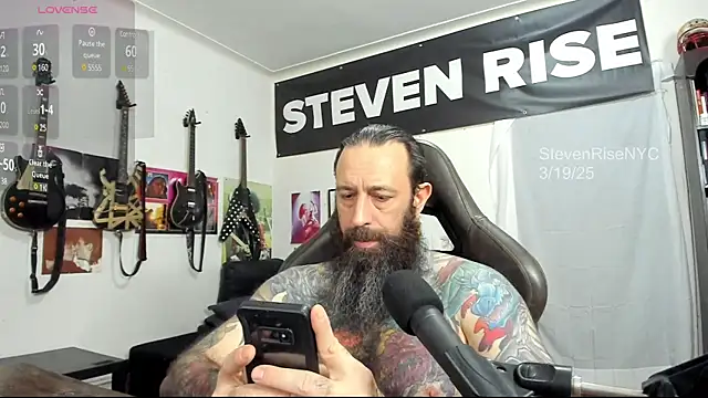 Snapshot of StevenRiseNYC chatting on March 2025 02:40:02 AM StevenRiseNYC online show from March 2025 02:40:02 AM