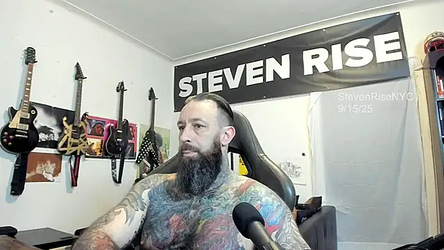 Snapshot of StevenRiseNYC chatting on September 2025 12:38:02 PM StevenRiseNYC online show from September 2025 12:38:02 PM