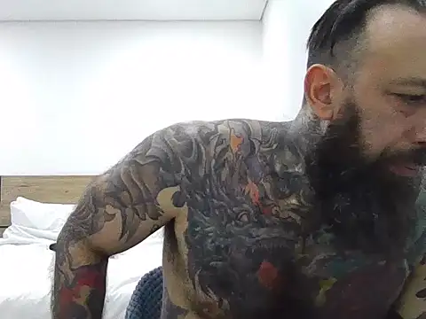 Snapshot of StevenRiseNYC chatting on September 2025 11:28:01 PM StevenRiseNYC online show from September 2025 11:28:01 PM