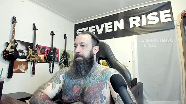 Snapshot of StevenRiseNYC chatting on October 2025 11:08:02 AM StevenRiseNYC online show from October 2025 11:08:02 AM