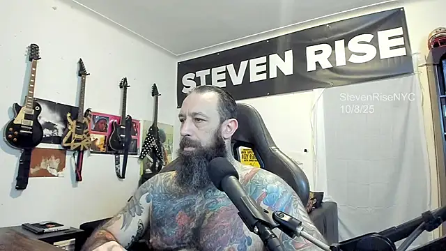 Snapshot of StevenRiseNYC chatting on October 2025 12:36:01 PM StevenRiseNYC online show from October 2025 12:36:01 PM