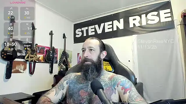 Snapshot of StevenRiseNYC chatting on November 2025 01:37:01 AM StevenRiseNYC online show from November 2025 01:37:01 AM