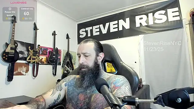 Snapshot of StevenRiseNYC chatting on November 2025 11:59:01 PM StevenRiseNYC online show from November 2025 11:59:01 PM