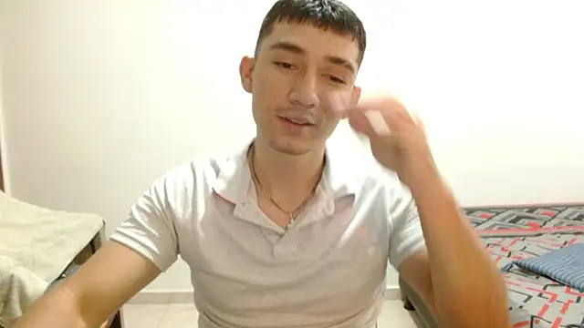 Snapshot of ChicoMaloFfF chatting on May 2026 01:17:02 PM ChicoMaloFfF online show from May 2026 01:17:02 PM