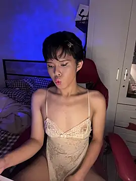 Plaxtique online show from February 2026 06:22:02 PM