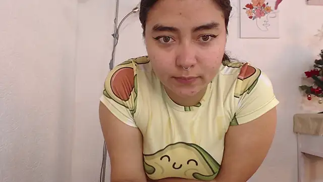  Kim  M online show from January 2025 03:34:02 PM