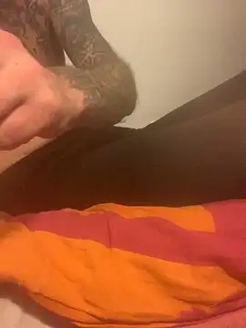 Snapshot of PIercingBoy38 chatting on February 2025 09:31:02 PM PIercingBoy38 online show from February 2025 09:31:02 PM