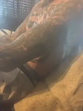 Snapshot of PIercingBoy38 chatting on February 2025 02:14:02 PM PIercingBoy38 online show from February 2025 02:14:02 PM