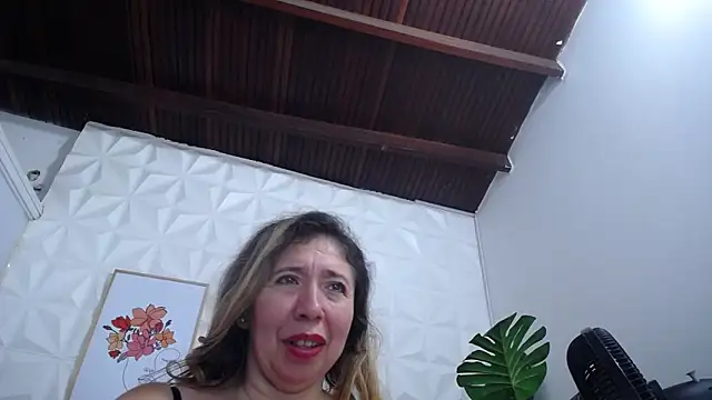 Valentinaa mature online show from February 2025 04:23:02 AM