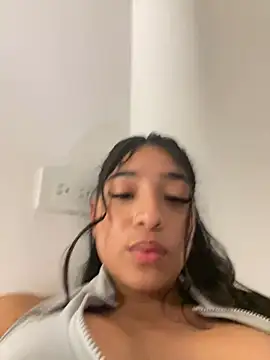 Bellafr online show from January 2025 11:59:01 PM