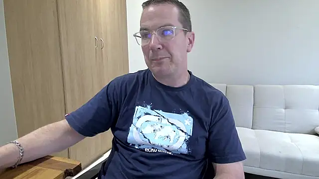 BrettJ81 online show from February 2026 02:09:02 PM