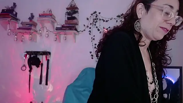 Snapshot of Eve_Blue77 chatting on October 2025 07:29:01 AM Eve Blue77 online show from October 2025 07:29:01 AM