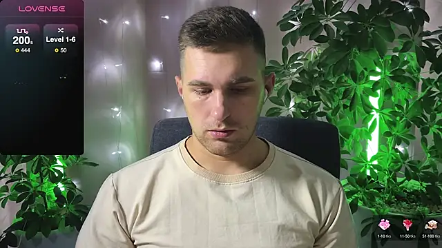 Snapshot of Sweeet__boy chatting on February 2025 06:51:02 AM Sweeet boy online show from February 2025 06:51:02 AM