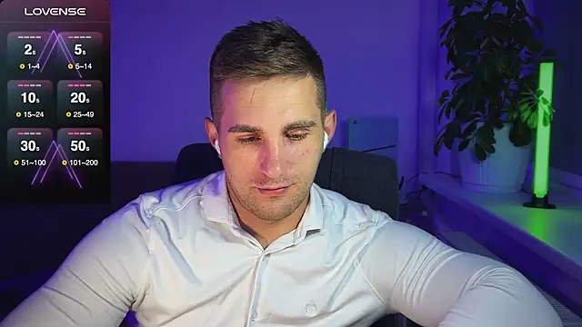 Snapshot of Sweeet__boy chatting on September 2025 09:14:02 PM Sweeet boy online show from September 2025 09:14:02 PM