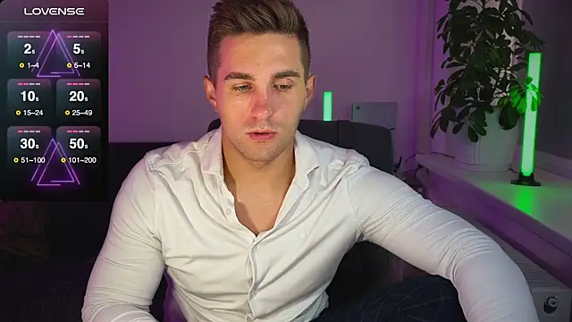 Snapshot of Sweeet__boy chatting on September 2025 05:53:02 AM Sweeet boy online show from September 2025 05:53:02 AM