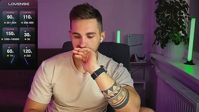 Snapshot of Sweeet__boy chatting on October 2025 08:33:02 AM Sweeet boy online show from October 2025 08:33:02 AM