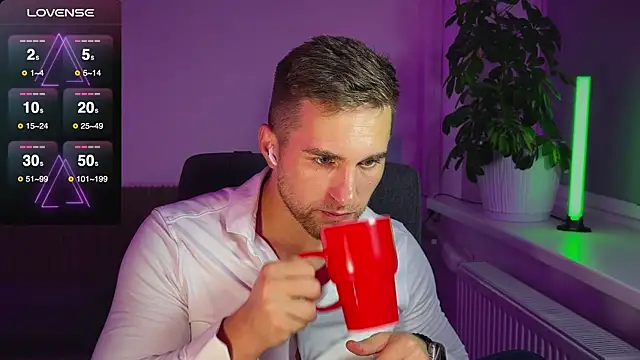 Snapshot of Sweeet__boy chatting on October 2025 09:56:01 PM Sweeet boy online show from October 2025 09:56:01 PM