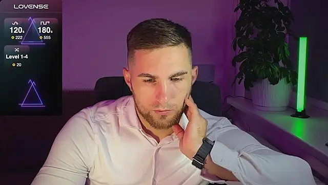 Snapshot of Sweeet__boy chatting on October 2025 02:06:02 PM Sweeet boy online show from October 2025 02:06:02 PM