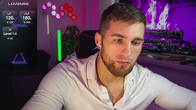 Snapshot of Sweeet__boy chatting on November 2025 11:20:01 AM Sweeet boy online show from November 2025 11:20:01 AM