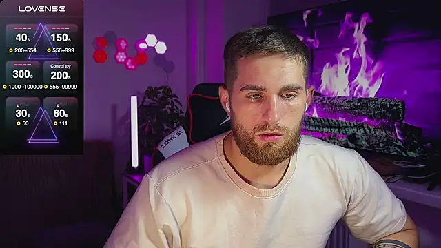 Snapshot of Sweeet__boy chatting on November 2025 07:57:01 PM Sweeet boy online show from November 2025 07:57:01 PM