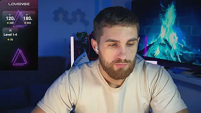 Snapshot of Sweeet__boy chatting on December 2025 02:15:01 PM Sweeet boy online show from December 2025 02:15:01 PM