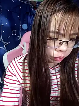 Snapshot of __Mai-love19__ chatting on March 2025 01:37:02 PM Mai-love19 online show from March 2025 01:37:02 PM