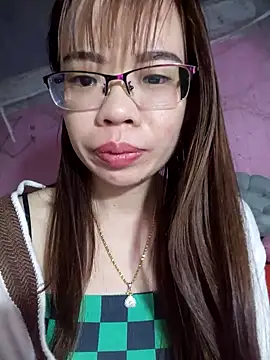 Snapshot of __Mai-love19__ chatting on March 2025 11:23:01 PM Mai-love19 online show from March 2025 11:23:01 PM