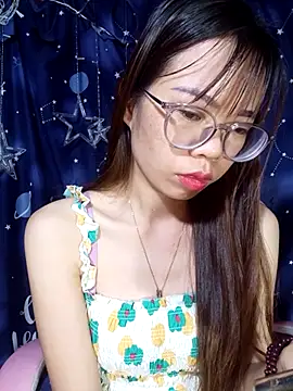 Snapshot of __Mai-love19__ chatting on November 2025 10:04:02 PM Mai-love19 online show from November 2025 10:04:02 PM