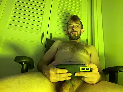 afTerparTycloudz online show from February 2025 06:47:02 AM