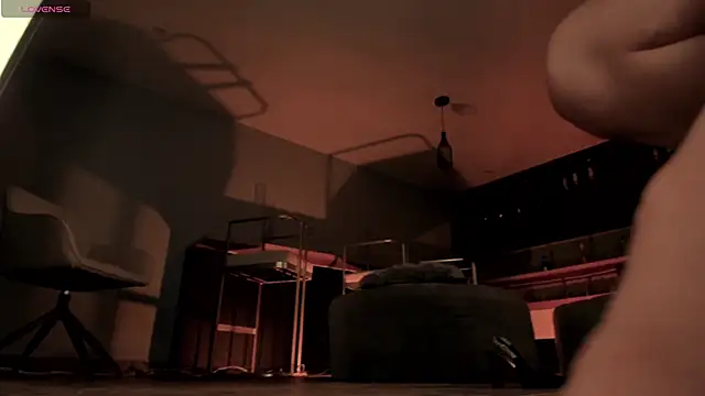 Snapshot of AmyArmstrong chatting on January 2025 06:57:01 AM AmyArmstrong online show from January 2025 06:57:01 AM