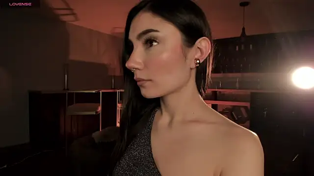 Snapshot of AmyArmstrong chatting on January 2025 11:43:02 PM AmyArmstrong online show from January 2025 11:43:02 PM