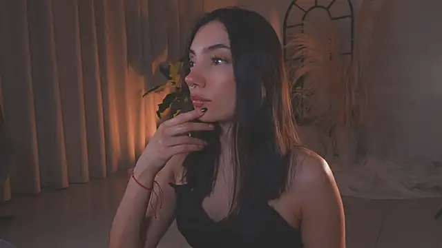 Snapshot of AmyArmstrong chatting on September 2025 12:23:01 AM AmyArmstrong online show from September 2025 12:23:01 AM