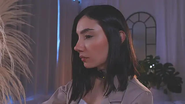 Snapshot of AmyArmstrong chatting on November 2025 09:14:02 PM AmyArmstrong online show from November 2025 09:14:02 PM