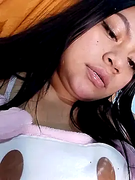 Candy chloee online show from October 2025 01:36:02 AM