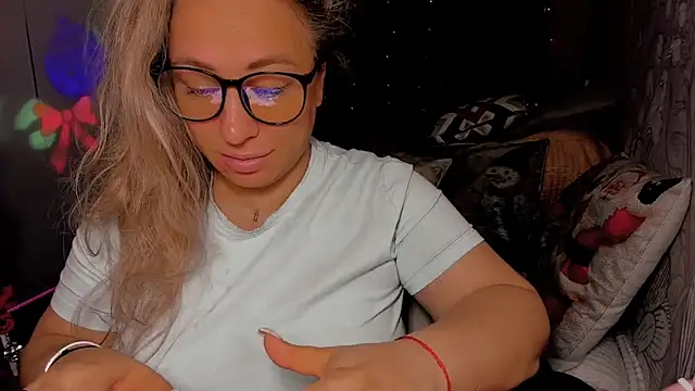 CumOnMy Tits online show from December 2025 02:06:01 AM