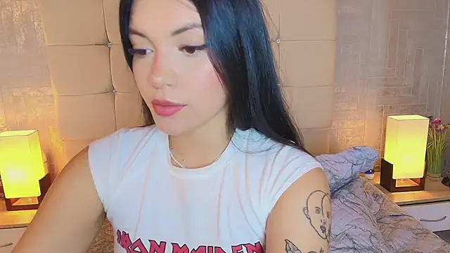 Snapshot of Baby_Venuss chatting on January 2025 06:13:01 AM Baby Venuss online show from January 2025 06:13:01 AM