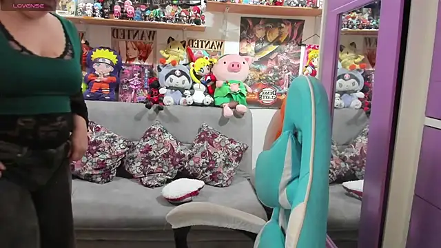 Snapshot of soficammy chatting on November 2025 08:41:01 PM soficammy online show from November 2025 08:41:01 PM