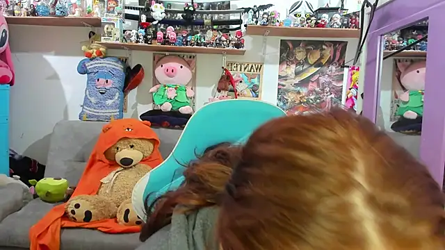 Snapshot of soficammy chatting on December 2025 08:14:01 PM soficammy online show from December 2025 08:14:01 PM